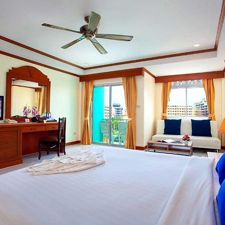 The Yim Siam Hotel Patong Exterior photo