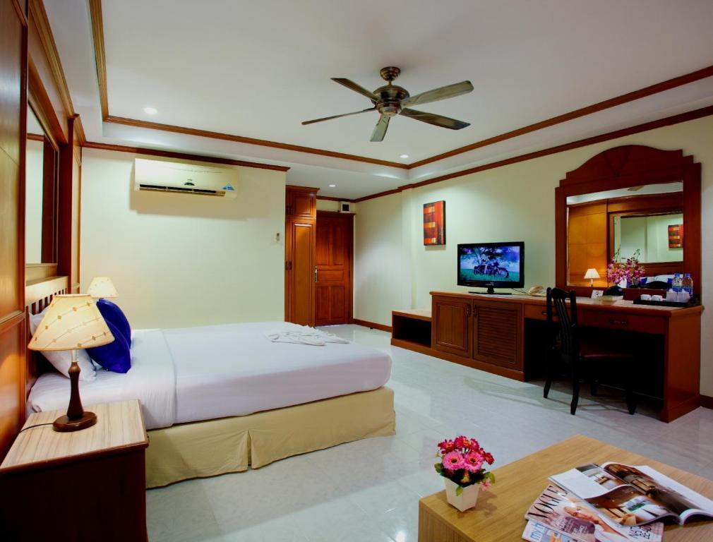 The Yim Siam Hotel Patong Room photo