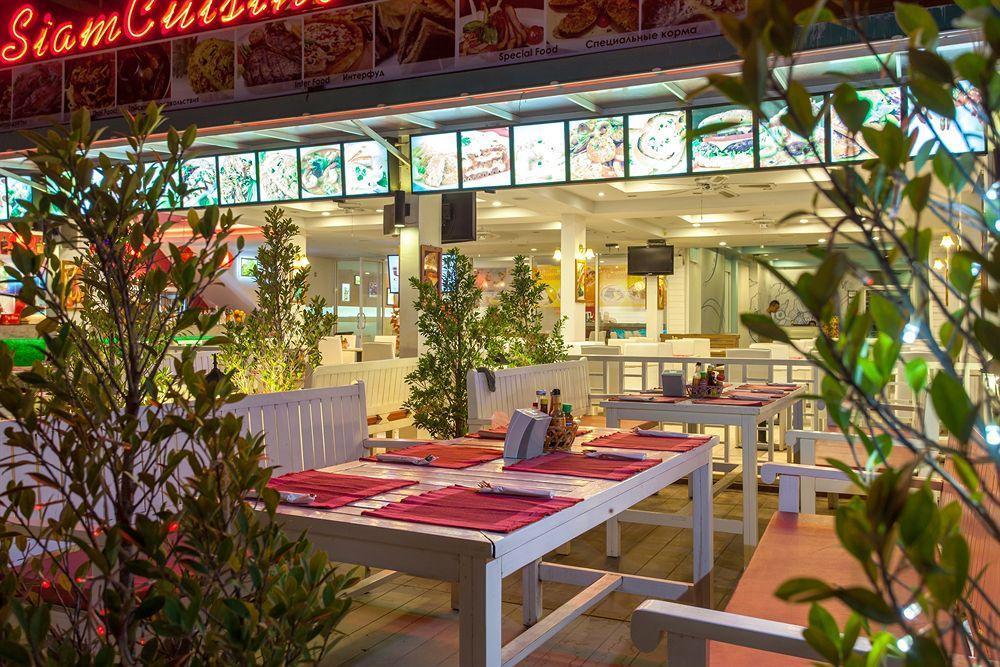 The Yim Siam Hotel Patong Exterior photo
