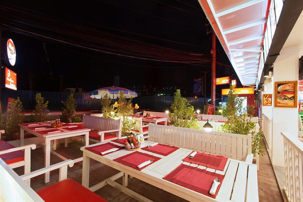 The Yim Siam Hotel Patong Exterior photo